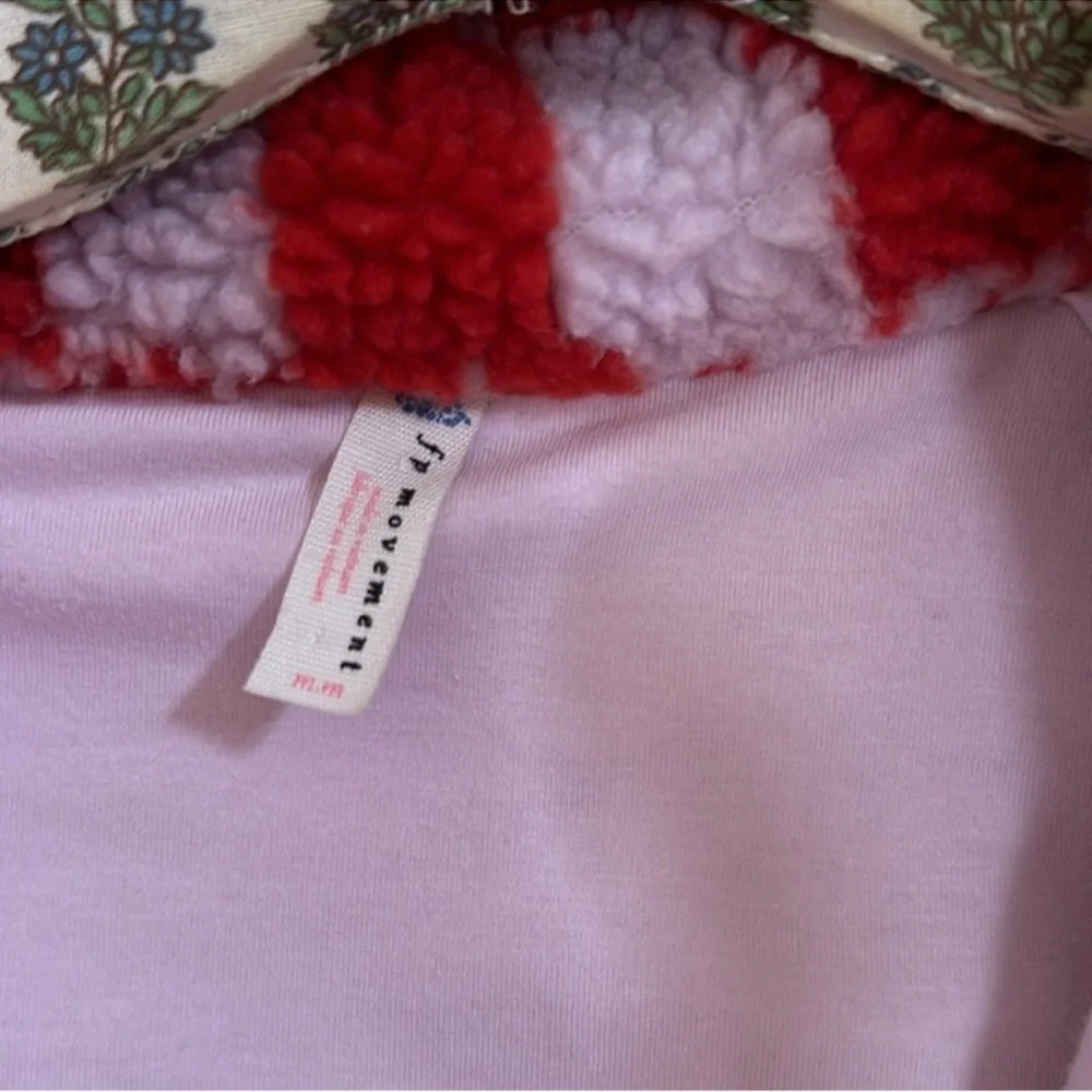 RARE Free People Movement | Hit The Slopes Checkered Fleece Pullover | Medium - Picture 7 of 13